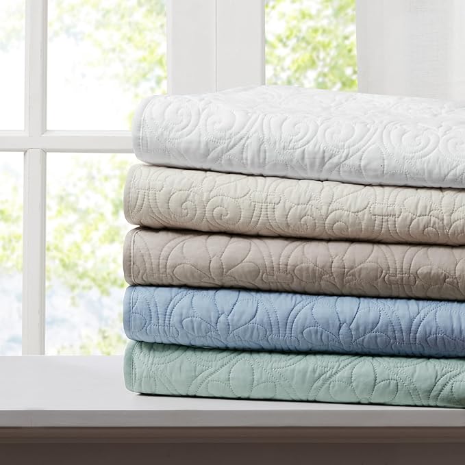 Madison Park Throw Blanket - Reversible Damask Quilting Design, Soft Pre-washed Microfiber, Cotton Filled Spread, Cozy Summer Blanket - Throw for Living Room Couch, Sofa, Bed, Quebec, 60x70", White