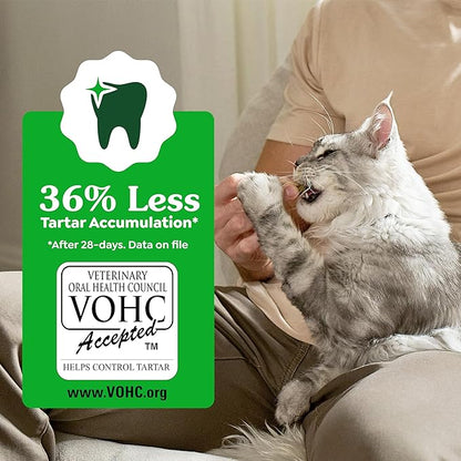 Greenies Cat Treats, Veterinarian-Recommended Adult Natural Dental Cat Treats, Tempting Tuna Flavor, 21 oz. Tub