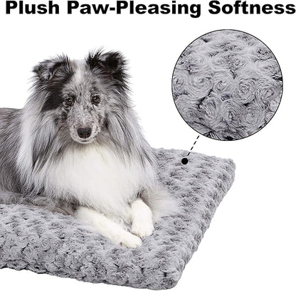 MidWest Homes for Pets XS QuietTime Deluxe Gray Ombre Swirl Plush Pet Bed, Machine Washable, Non-Skid Bottom, Soft Crate Mat for 22-inch Crates