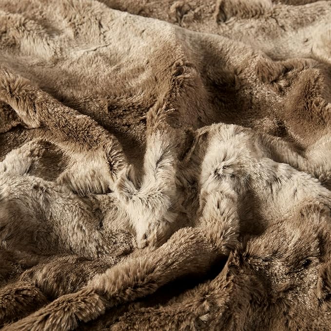 Madison Park Zuri Soft Plush Luxury Oversized Faux Fur Throw Animal Stripes Design, Faux Mink On The Reverse, Modern All Seasons Blanket for Bed, Sofa Couch, Office, Tan, 60x70"